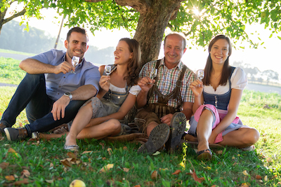 Mostheuriger Bruckhof Family